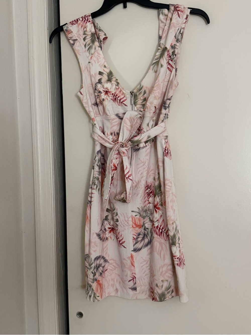 Guess Pink Floral Tie-Waist V-Neck Mini Dress
